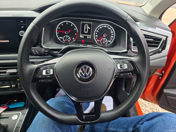 Volkswagen Polo Automatic 2018 383980403