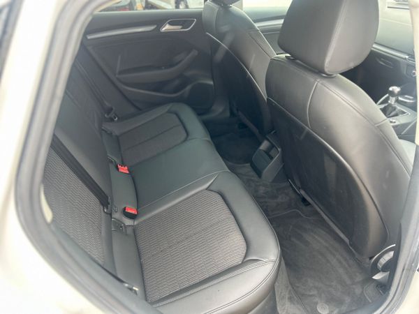 Audi A3 SE 383983823