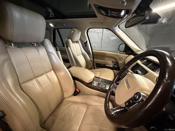 151 Land Rover Range Rover Vogue 3Ltr D *Low Klms* 383996411