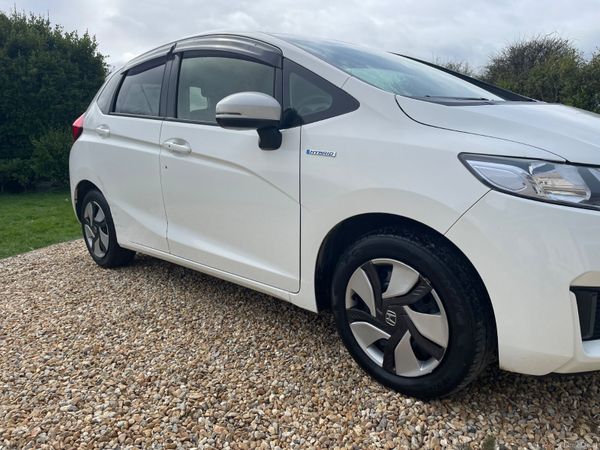 Honda Fit 2015 Hybrid Automatic 383900827