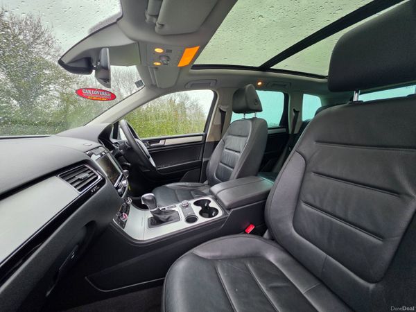 Volkswagen Touareg 2014 3.0 TDI Rline V6 Low kms 384049959