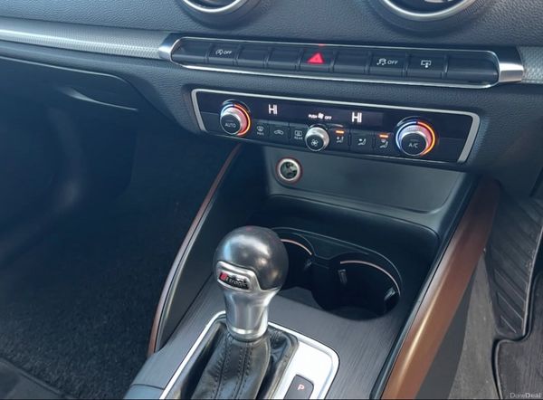 Audi A3 1.4 TFSI Auto 384050673