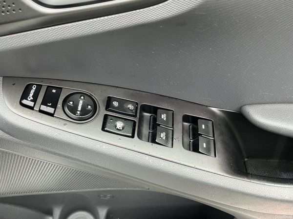 2017 HYUNDAI IONIQ 1.6 PETROL HYBRID SELF CHARGING 384053173