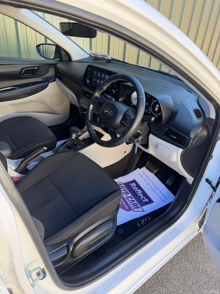 Hyundai i20 2022 AUTOMATIC DELUXE 1.0T 384062277