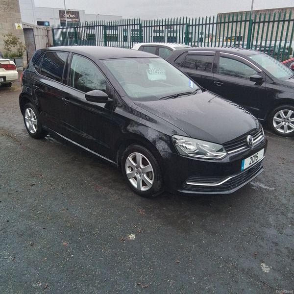 Volkswagen Polo 2015 automatic 384081293