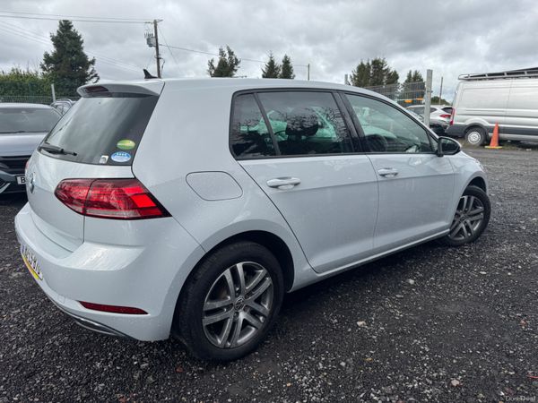 Volkswagen Golf Automatic 384086915