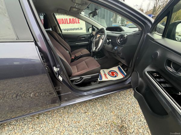 Toyota Aqua 2015 384092185