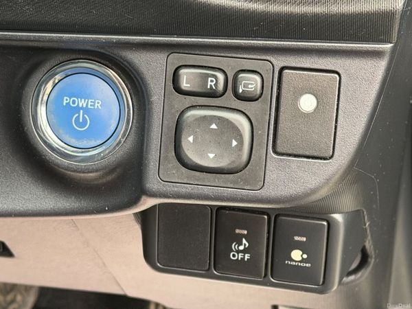 Toyota Aqua 2015 384092191