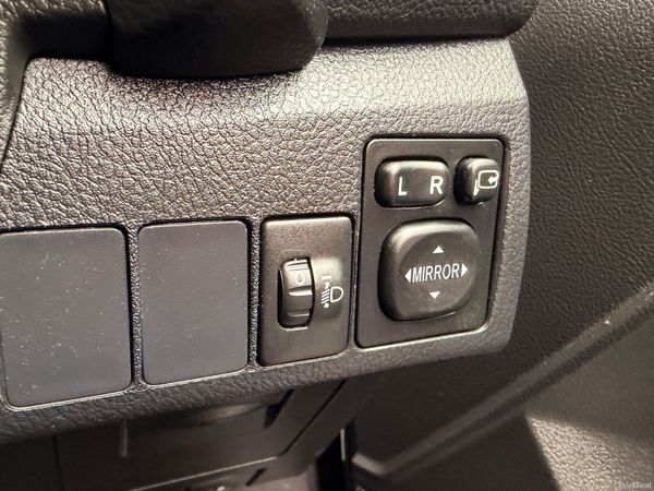 Toyota Auris 2015 1.4 Diesel 384095731