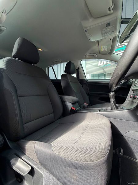 Volkswagen Golf 2015 (152) - Diesel + Manual 384146281