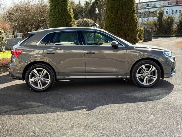 Stunning 201 Audi Q3 S-Line Auto! 384149275