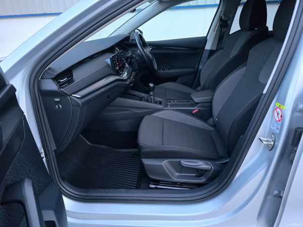 2022 SKODA OCTAVIA 2.0 TDI AMB WITH MAXTONxRS PACK 384153601