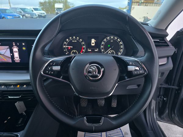 2022 SKODA OCTAVIA 2.0 TDI AMB WITH MAXTONxRS PACK 384153617