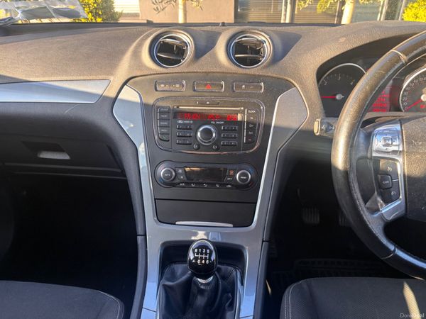 2011 Ford Mondeo 384162911