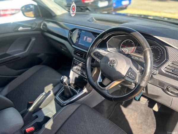 Volkswagen T-Cross style 384163431