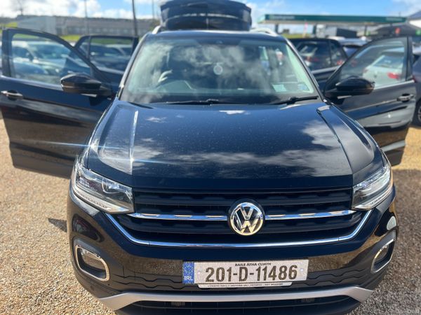 Volkswagen T-Cross style 384163437