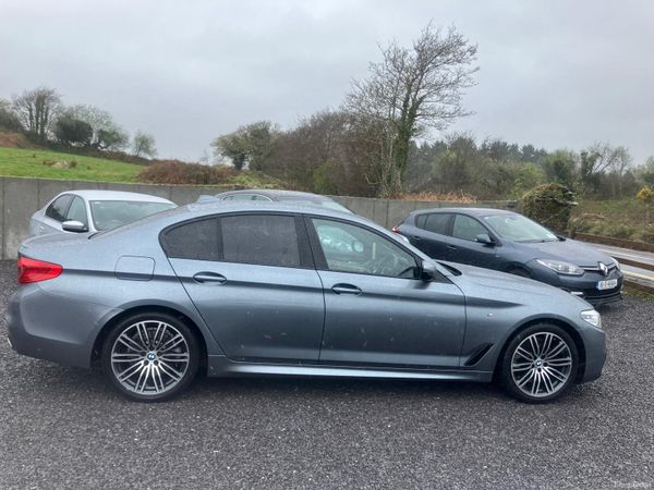 BMW 5-Series 2020 384188727