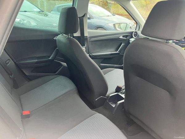 SEAT Arona 2023 384189445