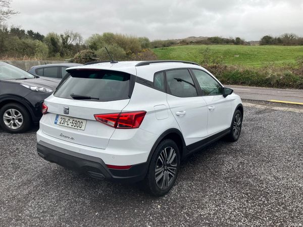 SEAT Arona 2023 384189437