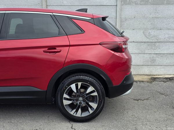 Opel Grandland X SRi 1.2i 130PS 6 Speed NCT 07/27 384100749