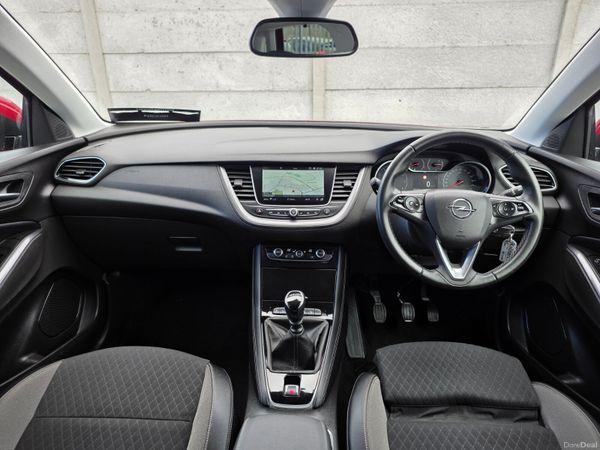 Opel Grandland X SRi 1.2i 130PS 6 Speed NCT 07/27 384100755