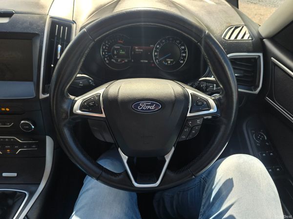 Ford Galaxy 2018 384107743