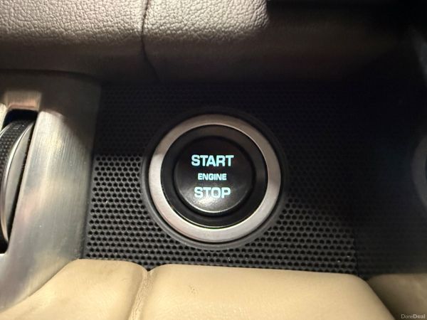 181 Land Rover Range Rover Vogue HSE 3Ltr D 384130067