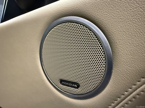 181 Land Rover Range Rover Vogue HSE 3Ltr D 384130231