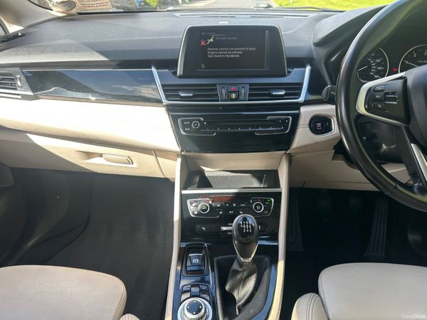 BMW 2-Series 2015(NCT 03/27 TAX 05/26) 384273813