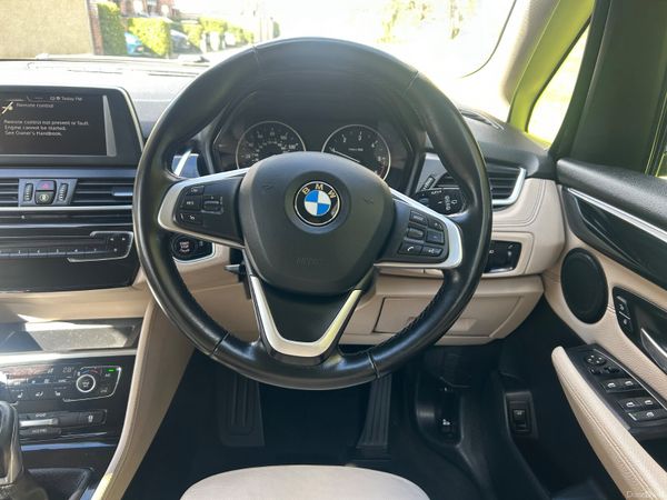 BMW 2-Series 2015(NCT 03/27 TAX 05/26) 384273815