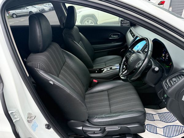 2015 Honda Vezel 1.5 Hybrid Automatic 384226341
