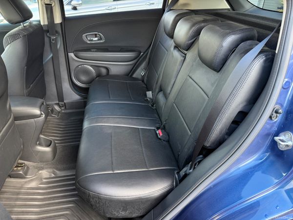 2015 Honda Vezel 1.5 Hybrid Automatic 384228011