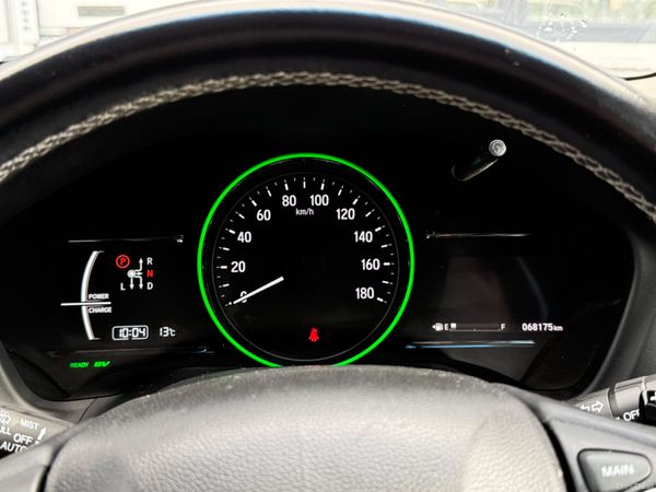 2017 Honda(HRV) Vezel 1.5 Hybrid Automatic 384228397