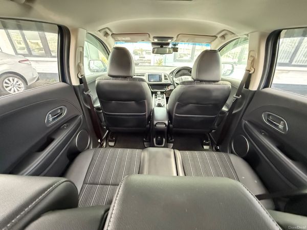 2017 Honda(HRV) Vezel 1.5 Hybrid Automatic 384228411