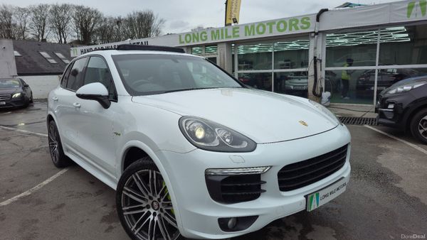 Porsche Cayenne hybrid S 416 BHP AA APPROVED 384229181