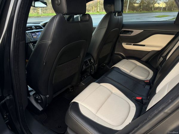 2017 Jaguar F-Pace 2.0 Diesel R-Sport RWD 384363635