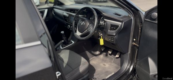 Toyota Corolla 2014 1.4 D4D 384364311