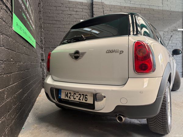 2014 Mini Cooper Countryman 1.6D **1 Owner** 384381449