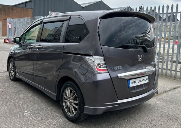 2013 Honda Freed | 6 Seater 384386871