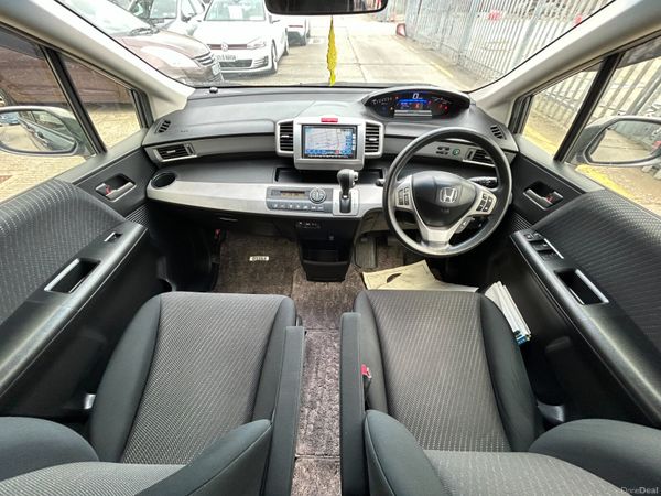 2013 Honda Freed | 6 Seater 384386881