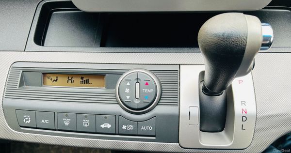 2013 Honda Freed | 6 Seater 384386885