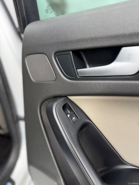 Audi A4 2009 384305123