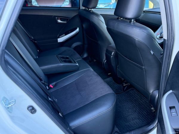 2015 Toyota Prius Hybrid Automatic 384328375