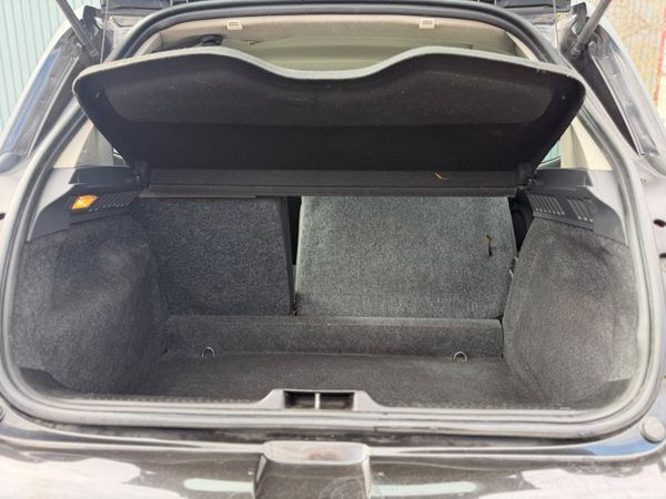 Renault Clio 1.2 nct 08/27 384328653