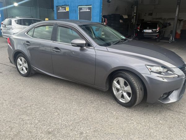 2013 Lexus IS 300H Hybrid Automatic 384440437