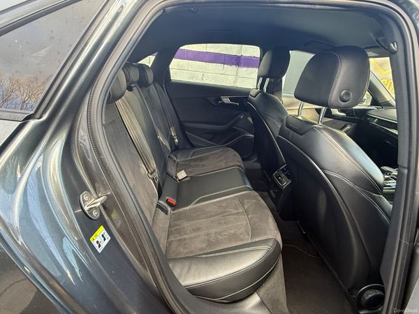 Audi A4 2019 384445135