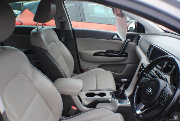 KIA SPORTAGE 1.7L PLATINUM SUV 2017 384446003