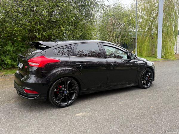 Ford Focus ST 2016 2.0 TDCi 185 PS 384446363