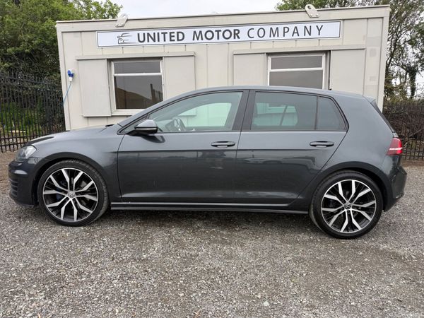 VW Golf GTD 384447687