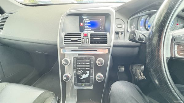 2014 Volvo XC60(NCT12/26) 2.0R-DESIGN D4 181BHP 384452833